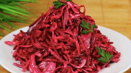 Салат из свеклы "Маричка" — рецепт из старой маминой тетради - 285x160