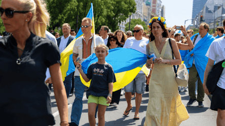 Выходные на День Независимости 2026: сколько будут отдыхать украинцы - 285x160