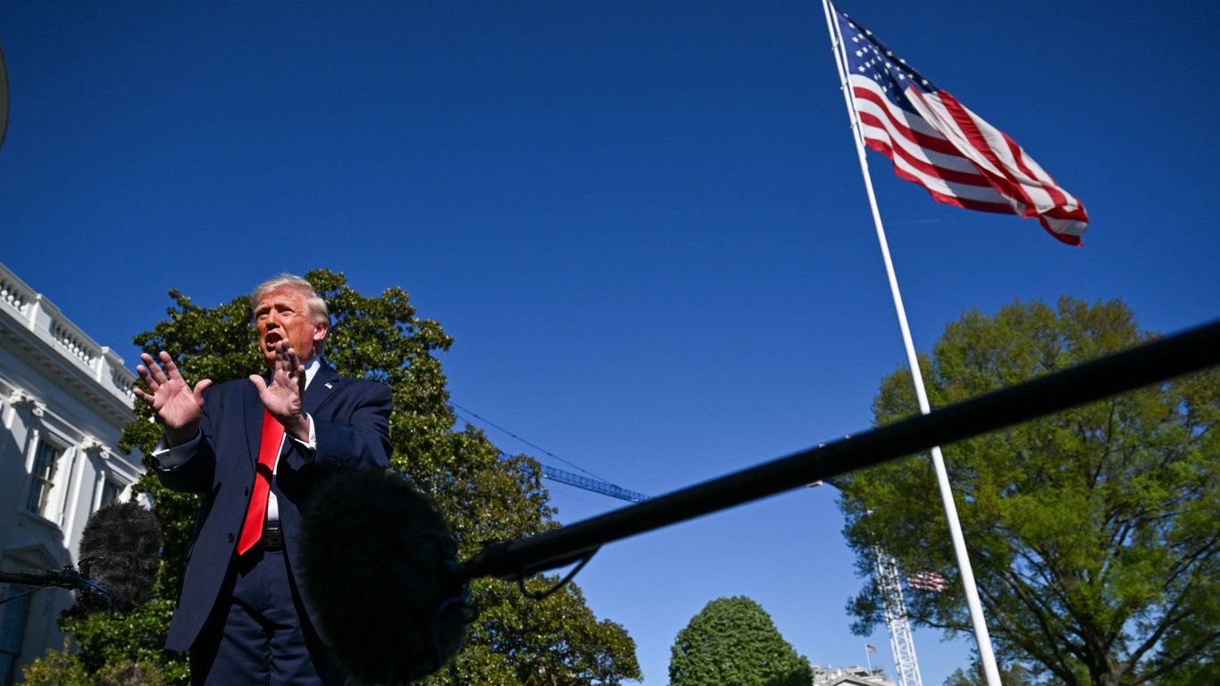 Трамп оголосив про відмову Ірану від ядерної зброї