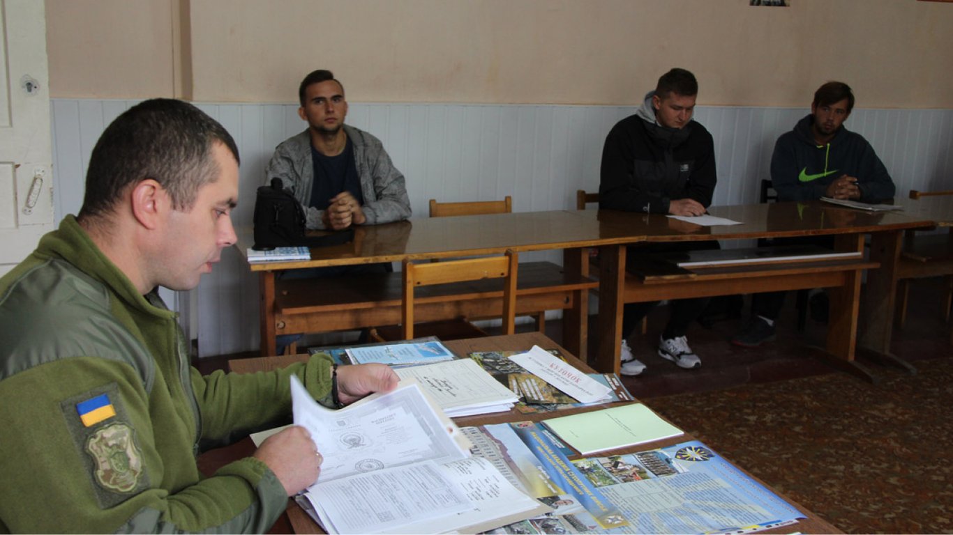 Що робити, якщо ваш статус у Резерв+ "потребує уточнення" 