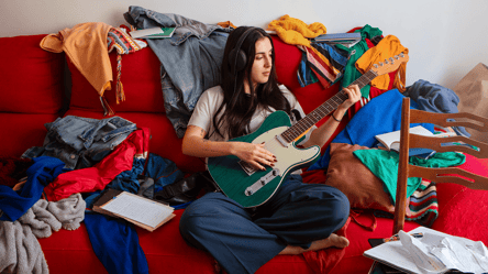 Бережливость за гранью — чем опасен синдром Плюшкина - 285x160