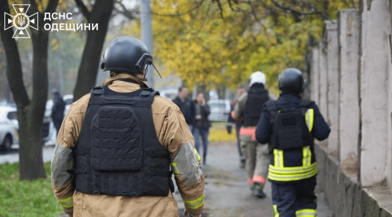 РФ атакувала житловий будинок в Одесі дроном