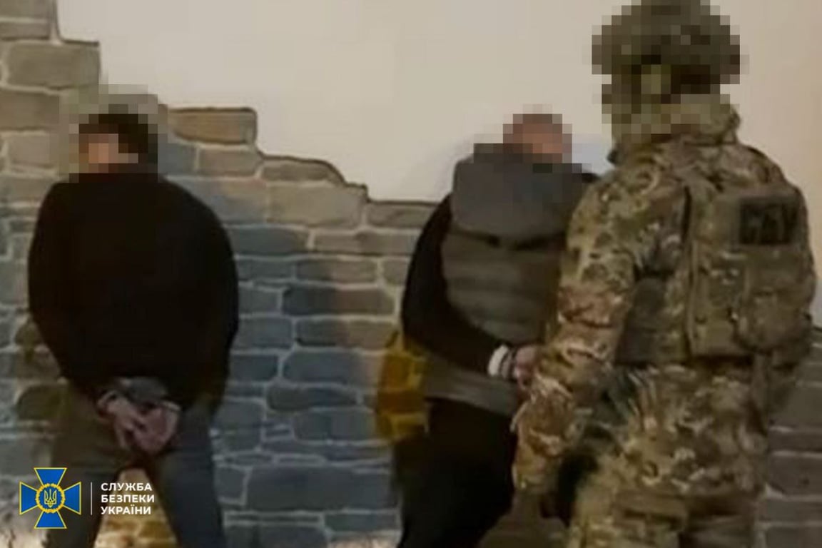 Успішна спецоперація на Дніпропетровщині: затримано групу рекетирів