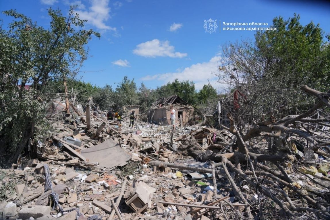 Зруйновані будинки через російський обстріл Запоріжжя 28.06.2026