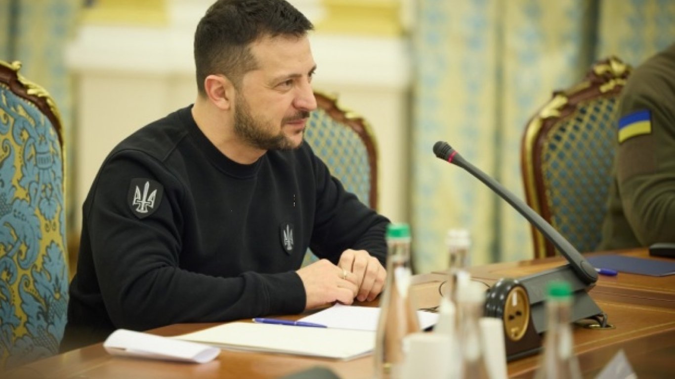 Зеленський 23 лютого зустрівся із делегацією глобальної парламентської мережі Об’єднані для України