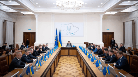 Кабмін посилив контроль за бронюванням: нові правила - 290x160