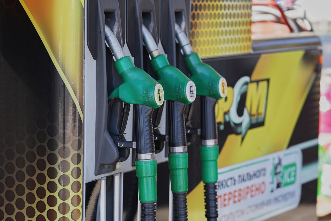 Яка вартість бензину дизелю та автогазу в Україні 23 серпня 2024 року