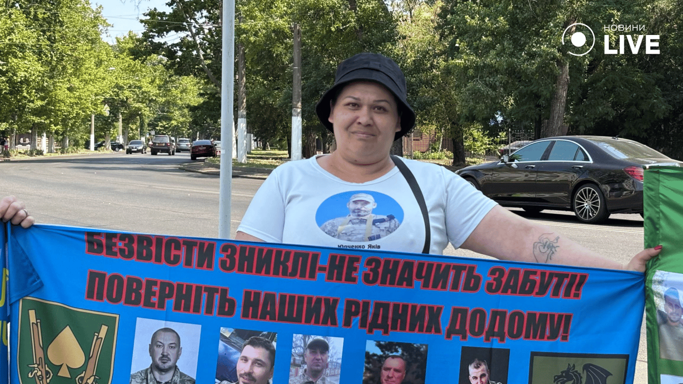 В Одесі провели акцію на підтримку полонених захисників — фото - фото 6