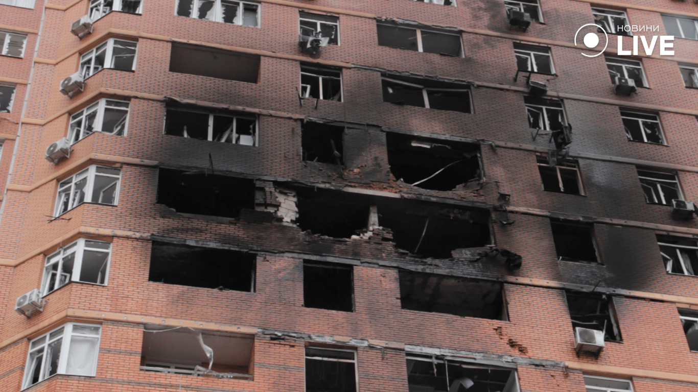 Поверхи у вогні та люди у пастці — рятувальна операція в Одесі - фото 3