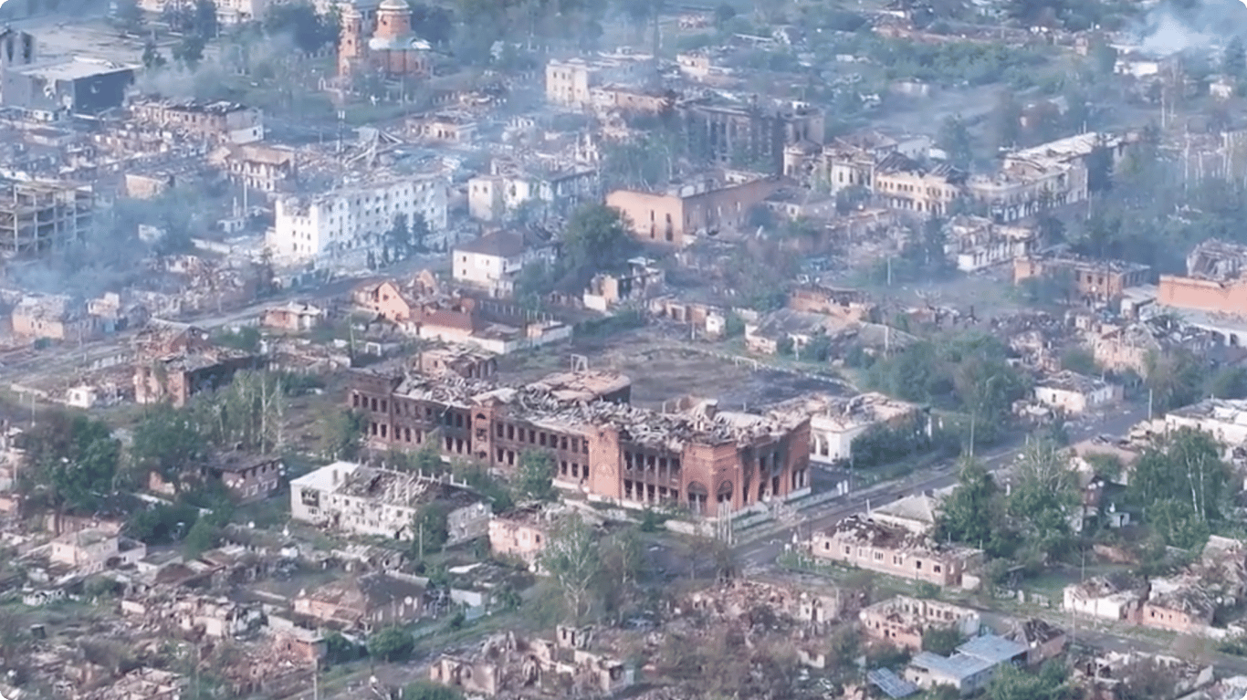 Росія обстрілює Вовчанськ