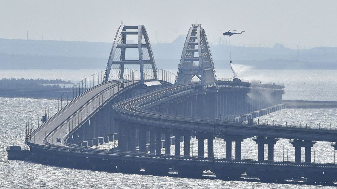 Россияне снова перекрыли Крымский мост — что происходит с движением авто