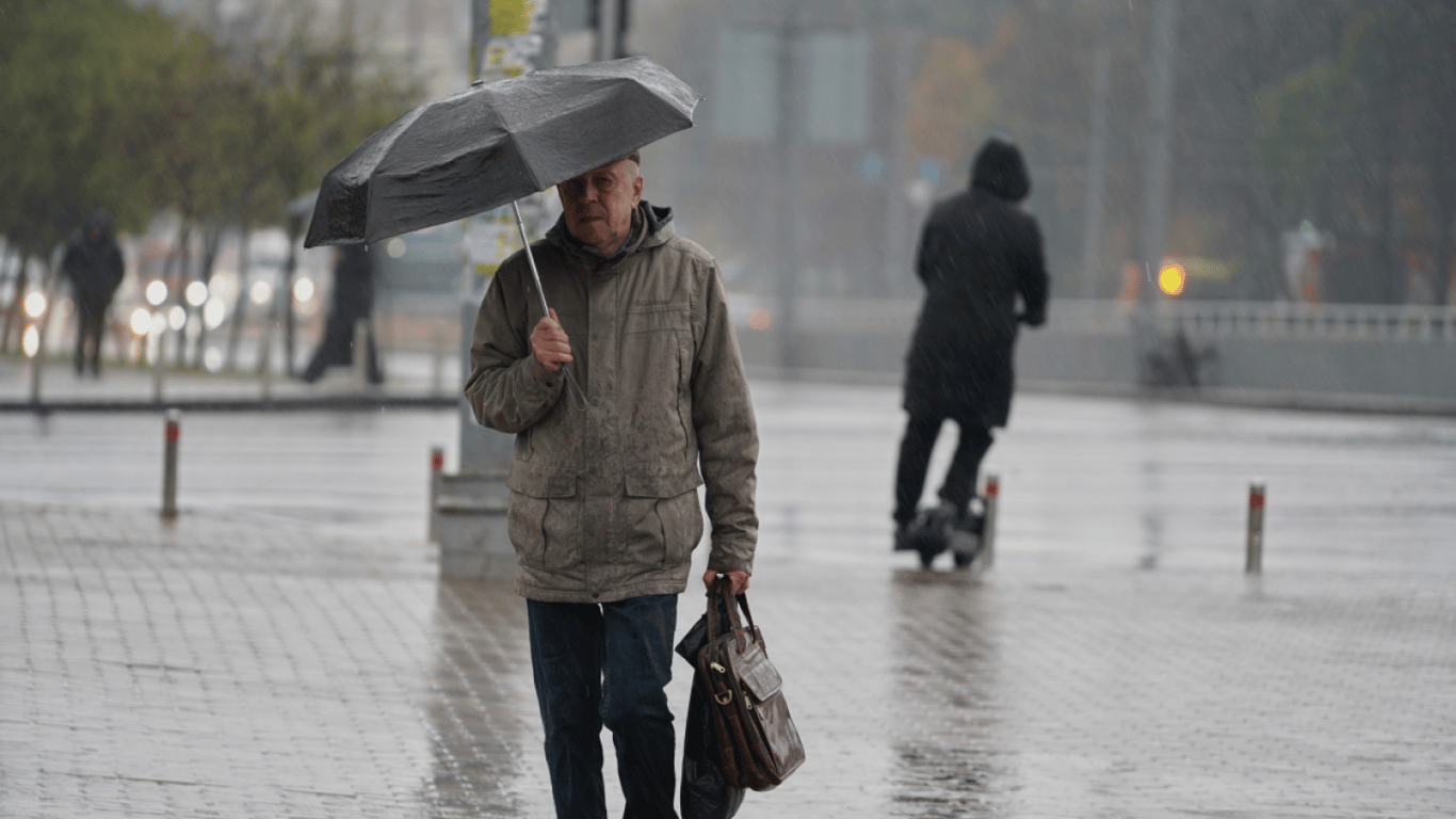 Погода в Україні на завтра, 15 листопада — синоптик розповіла, де пройдуть дощі