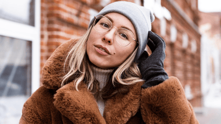 Что носить зимой, если не подходят шапки — стильные варианты - 285x160