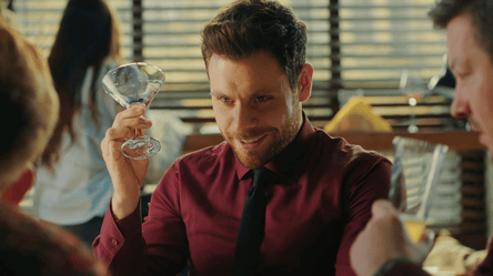 Новый уровень украинского кино — о чем сериал "Ховаючи колишню" - 290x166