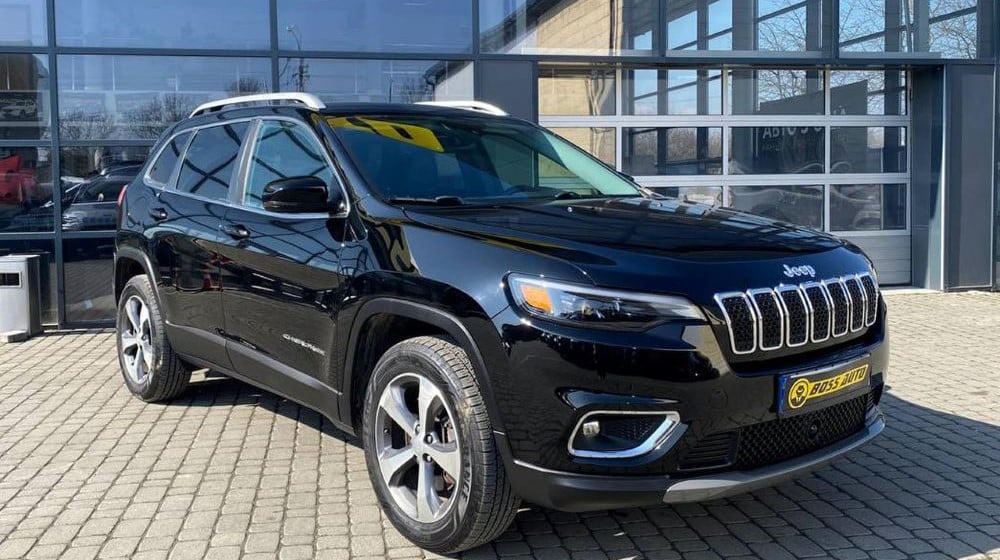 Кінець епохи — вісім легендарних автомобілів, які знімають з виробництва - фото 2