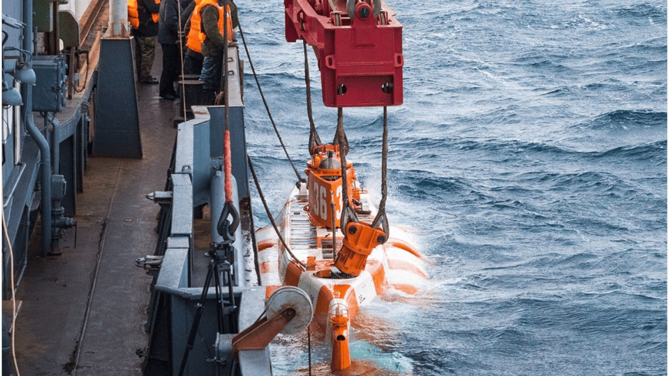 У Норвезькому морі корабель Росії зіткнувся з глибоководним апаратом АС-36