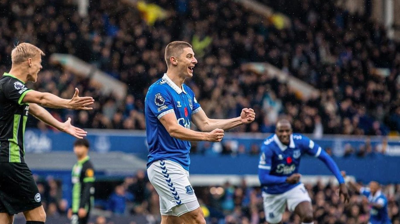 Виталий Миколенко может перейти в топ-клуб