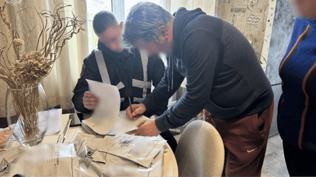 У Запоріжжі викрили незаконну схему збуту ліків для онкохворих - 290x160