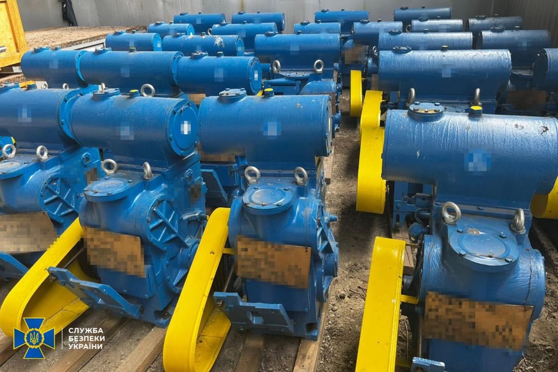 Насоси на заводі