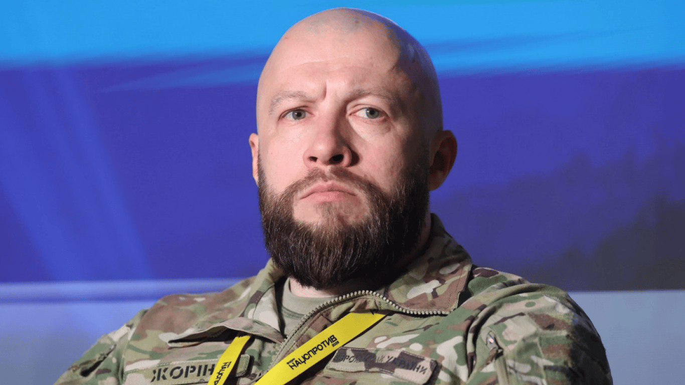 Жорин вспомнил, как 4 года назад состоялся первый полет в Мариуполь