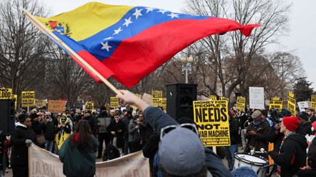 У США пройшли протести проти операції Трампа у Венесуелі — ЗМІ - 285x160