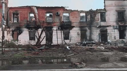 РФ вдарила дронами по житлових будинках в Херсоні — відео - 290x166