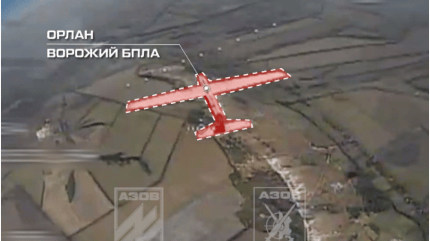 Бійці "Азову" знищили російські безпілотники за допомогою FPV-дронів — вражаюче відео