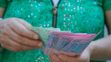 Пенсия пострадавших от аварии на ЧАЭС: требования к стажу и размер выплат - 285x160