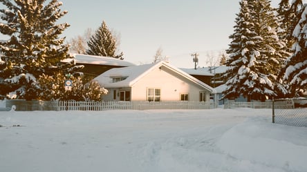 Неоформлена земля під приватним будинком — чим ризикує власник - 285x160
