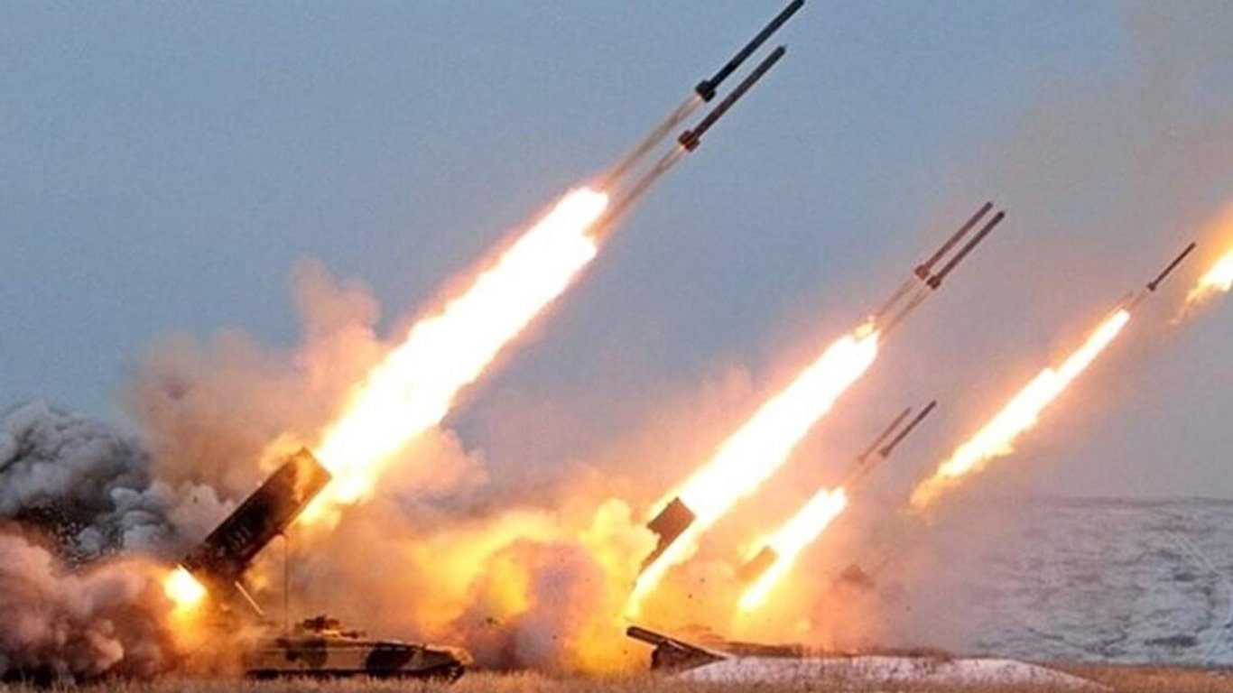 Ракетна атака на Україну 10 лютого - де лунають вибухи