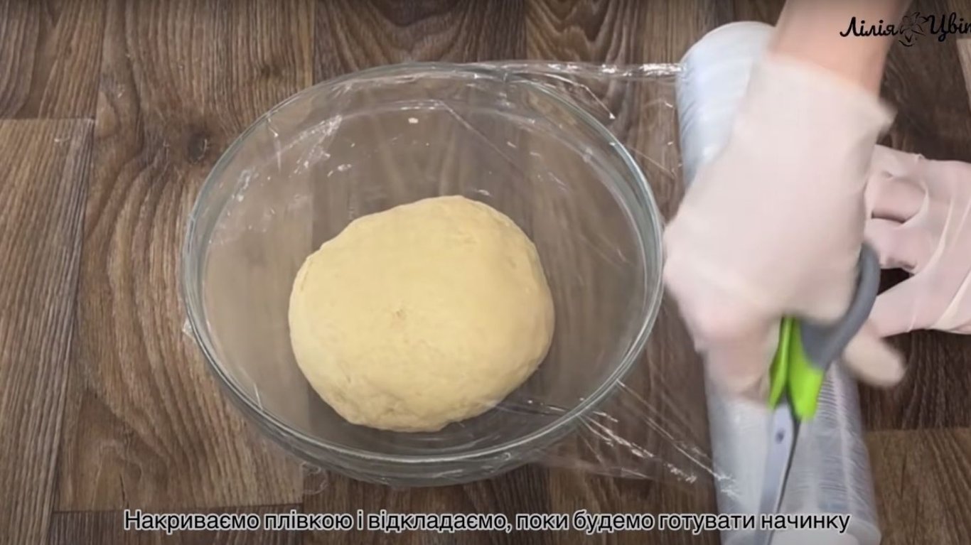 рецепт швидких пиріжків з капустою