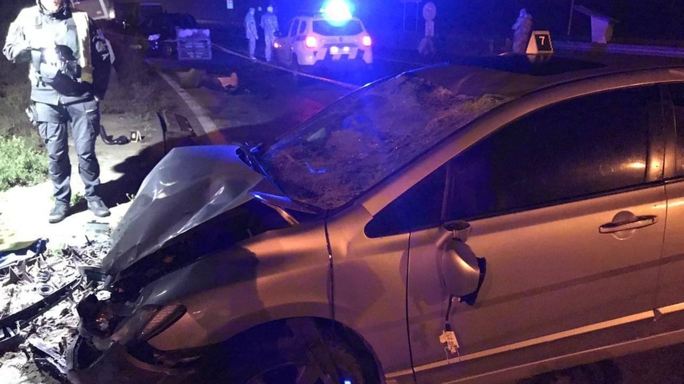 В Киеве на блокпосту машина насмерть сбила военного