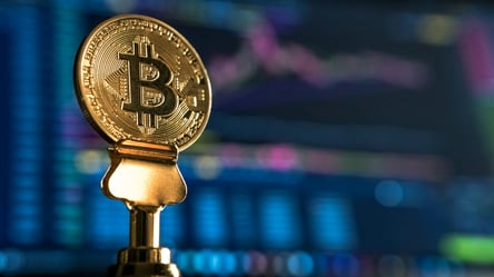 Bitcoin пробив 100 000 доларів — як змінилися інвестиції в монету - 285x160