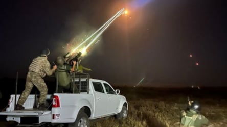 Військові показали, як збивали дрони та ракети над Одещиною - 285x160