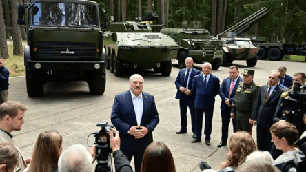 Лукашенко сделал очередное заявление по ядерному оружию РФ в Беларуси - 285x160