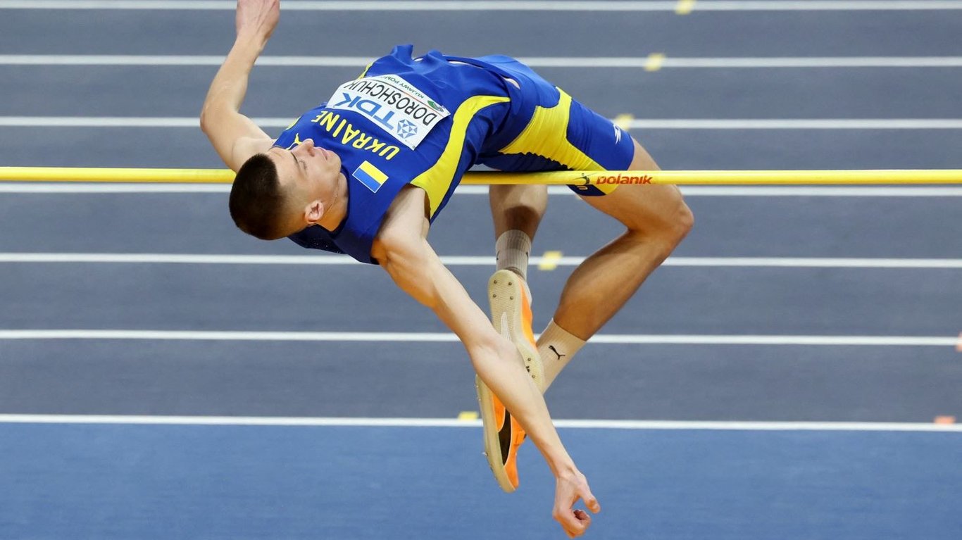 21 марта 2026 года украинец Олег Дорощук празднует победу в финале чемпионата мира