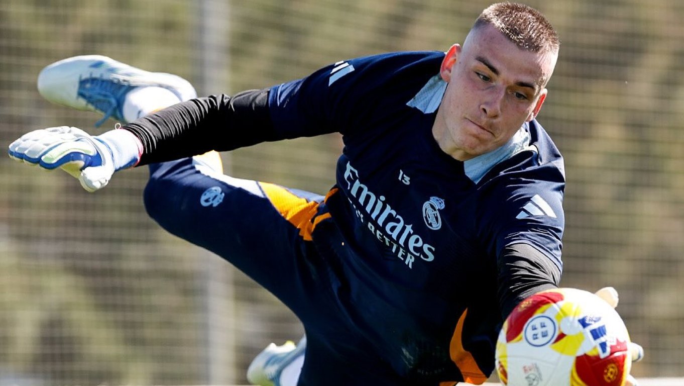 Андрей Лунин