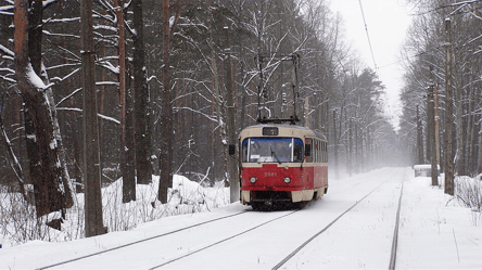 В Києві через вимкнення світла обмежили рух транспорту - 285x160