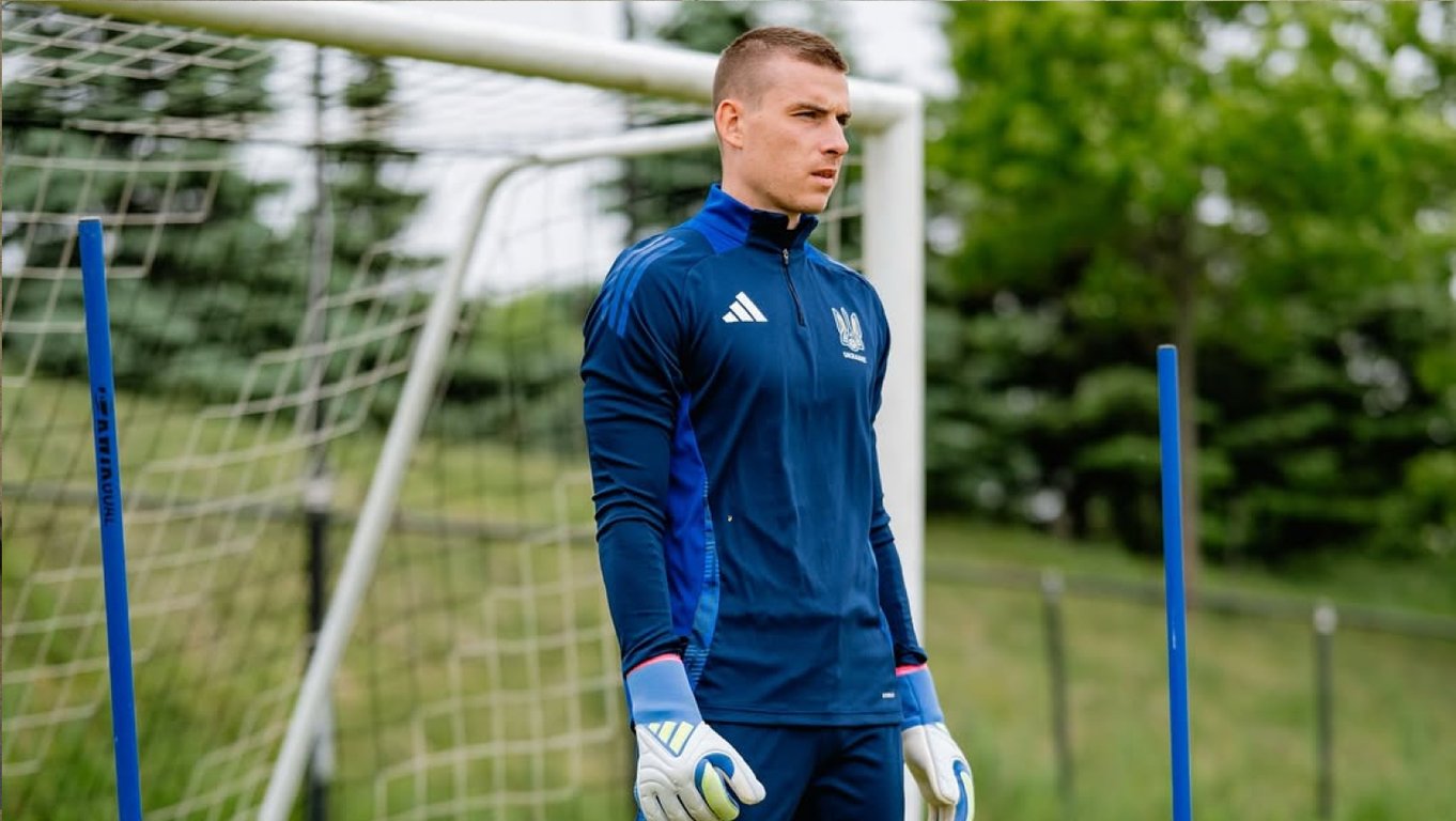 Андрей Лунин