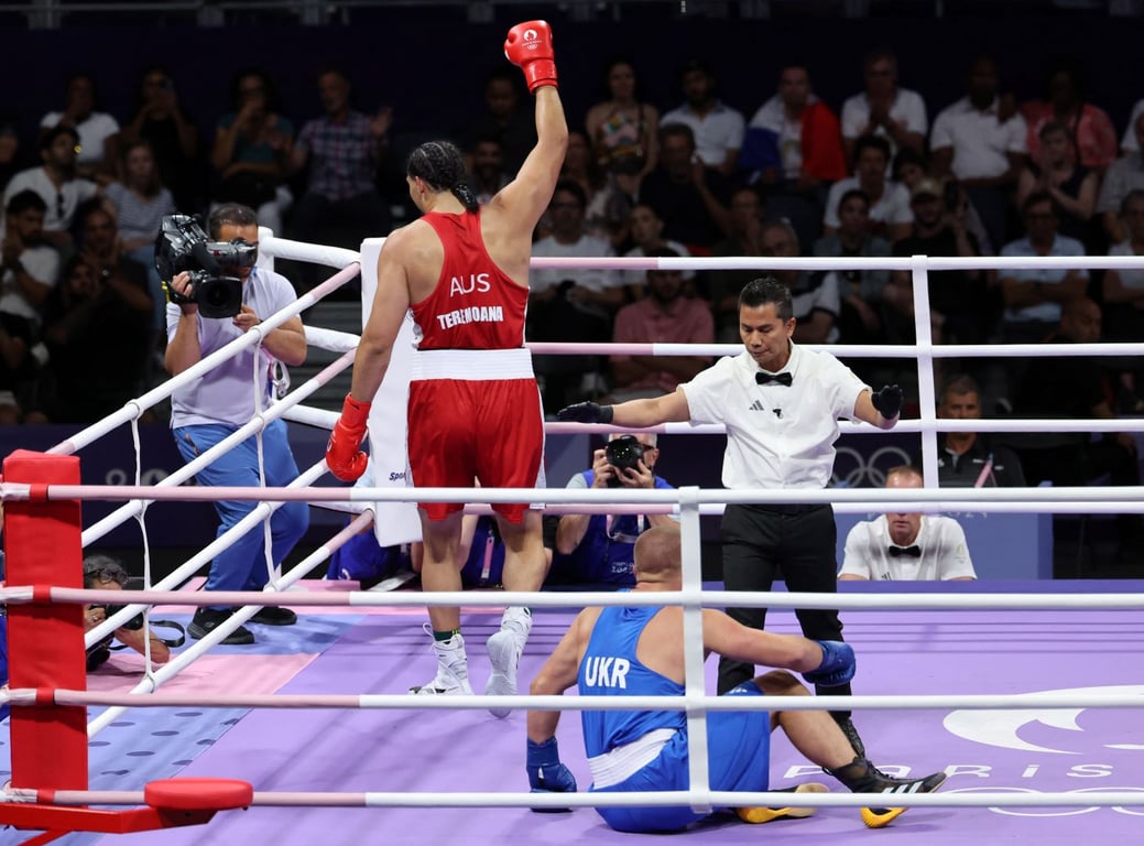 Дмитрий Ловчинский упал в нокаут