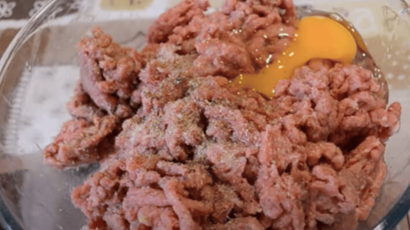 Галицькі пельмені, рецепт ідеального тіста та начинки з фаршем