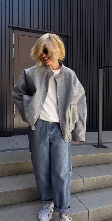 Бомбер для тих, хто любить практичність