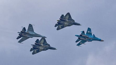Росія перекидає до Білорусі винищувачі та транспортні літаки: що це означає - 285x160