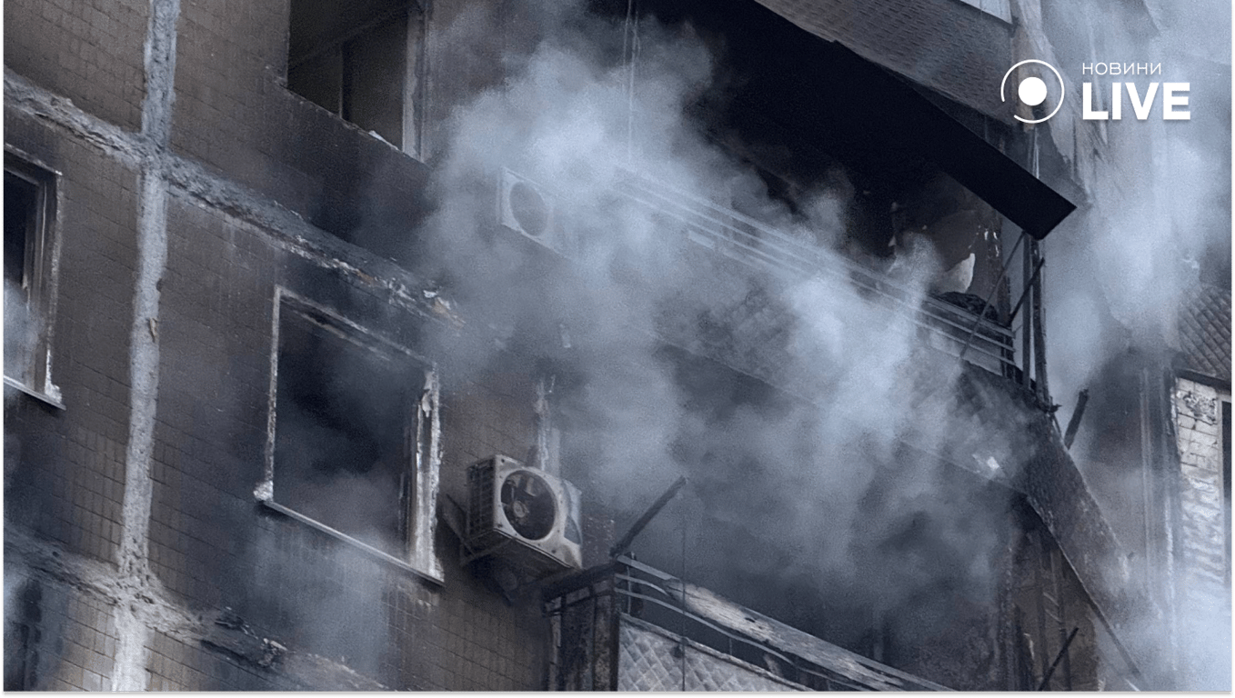 В Одесі згоріли квартири через атаку