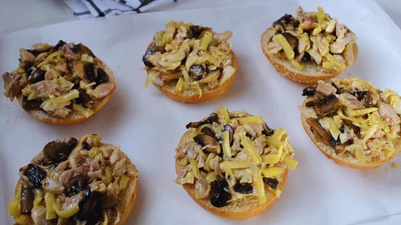 рецепт гарячих бутербродів з куркою