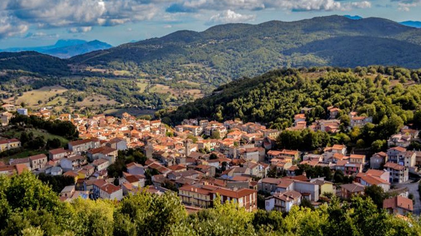 Купівля будинку в Європі за 1 євро обійдеться у десятки тисяч витрат