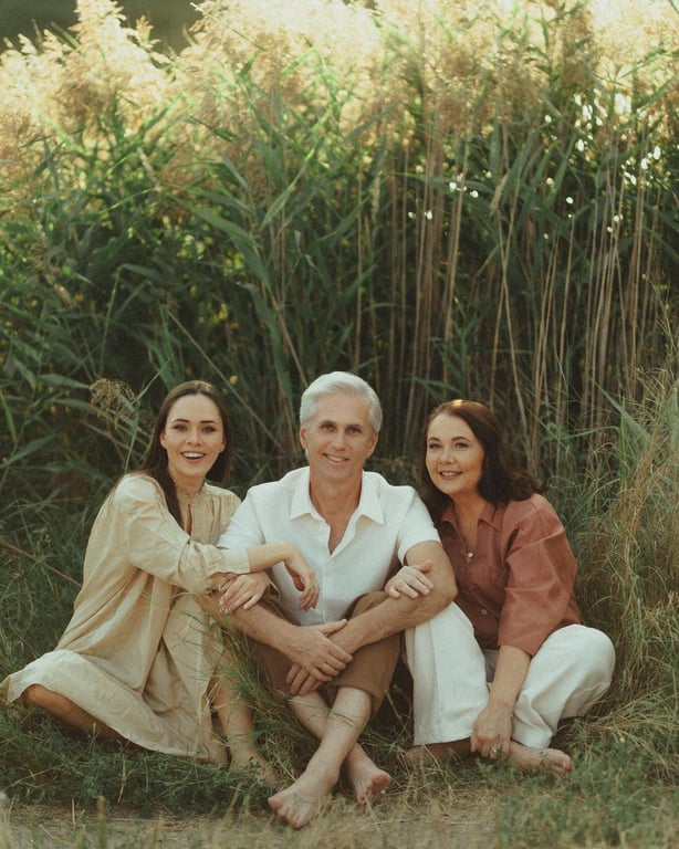 Юлия Санина со своими родителями