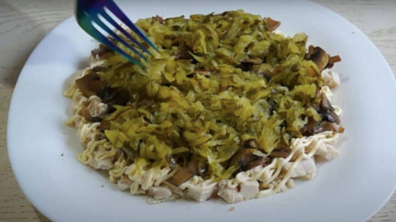 салат с курицей на новый год