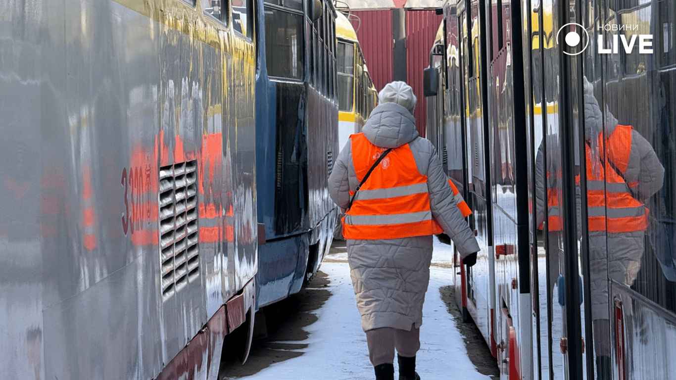 Що відбувається з одеськими трамваями під час блекаутів - фото 6