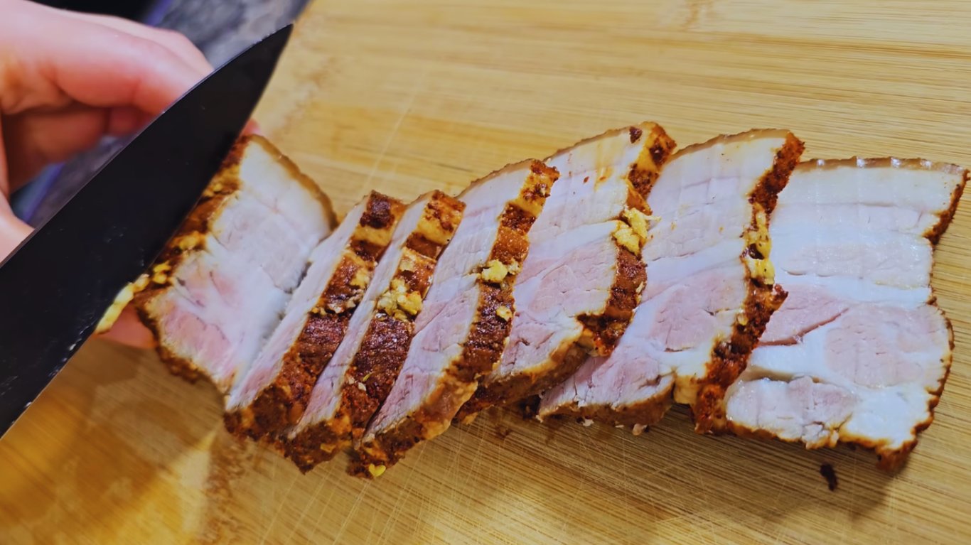 смачний рецепт приготування грудинки замість ковбаси